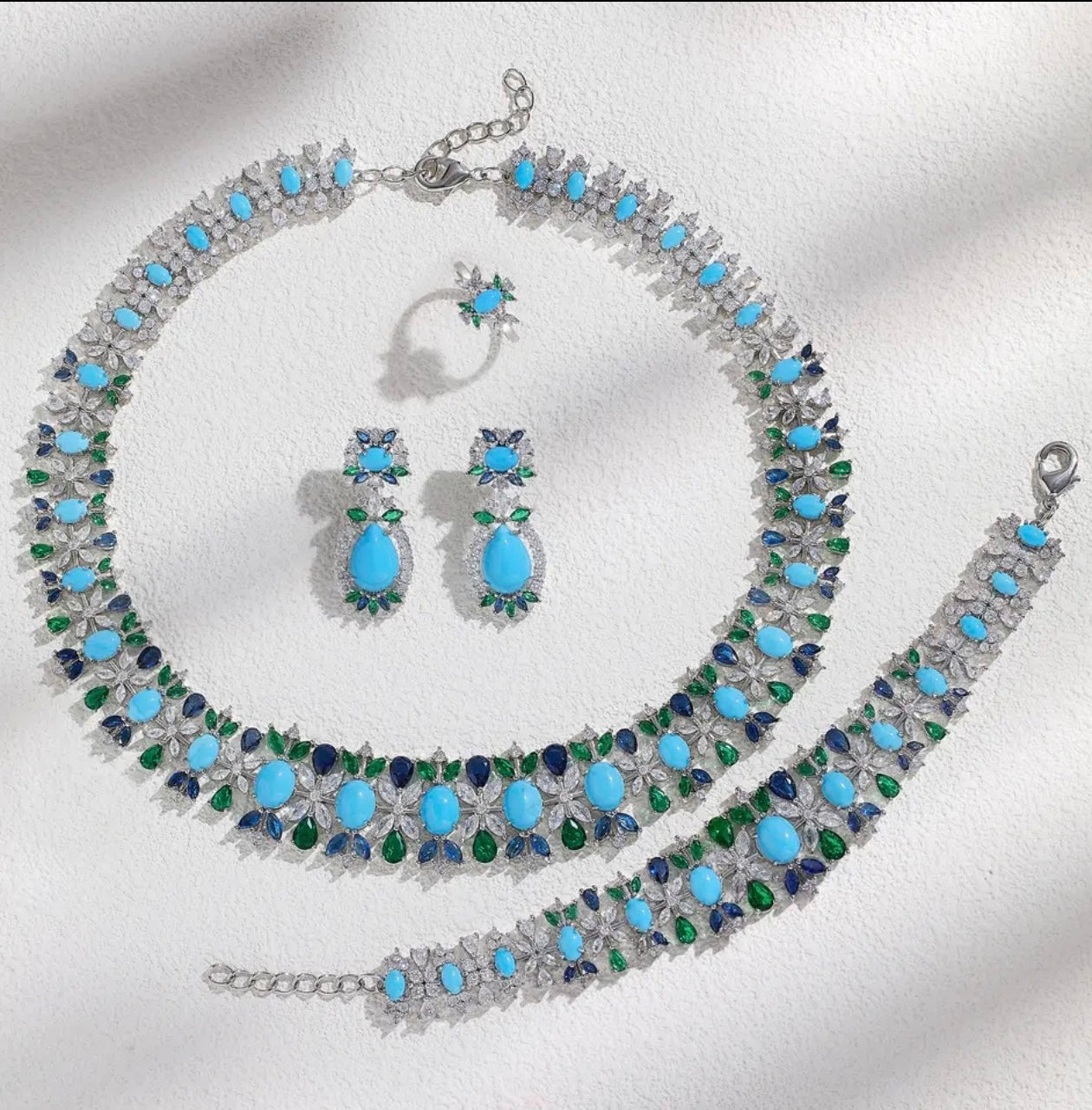 Amara set