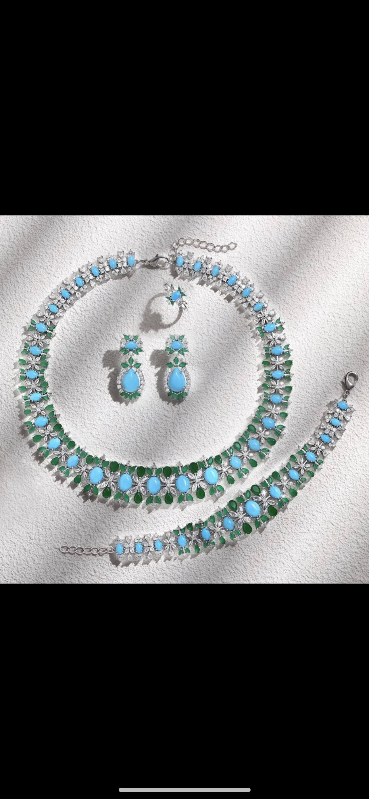Amara long earrings