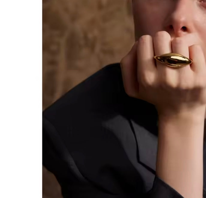 Kaamra statement double finger ring