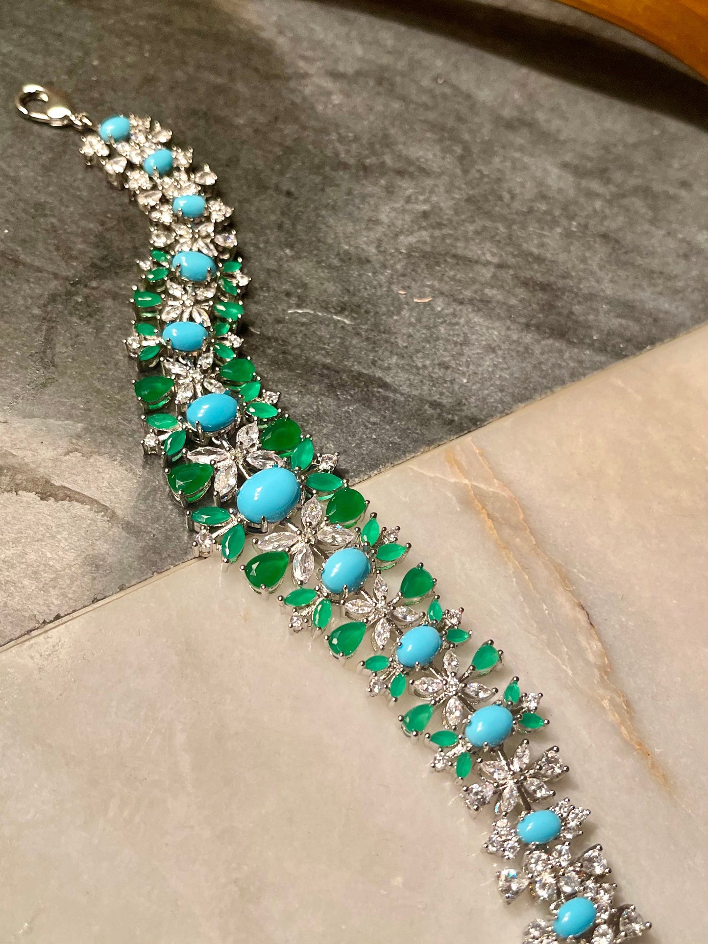 Amara Necklace