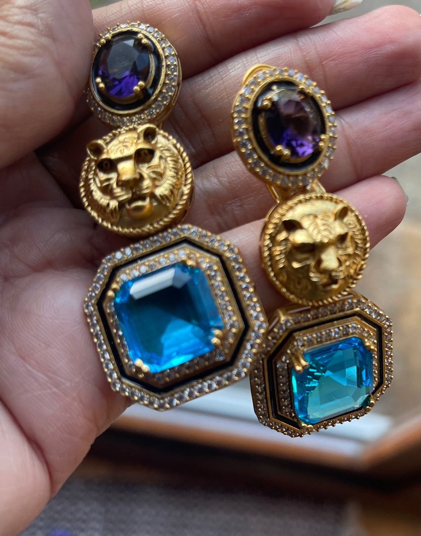 Amyblu earrings