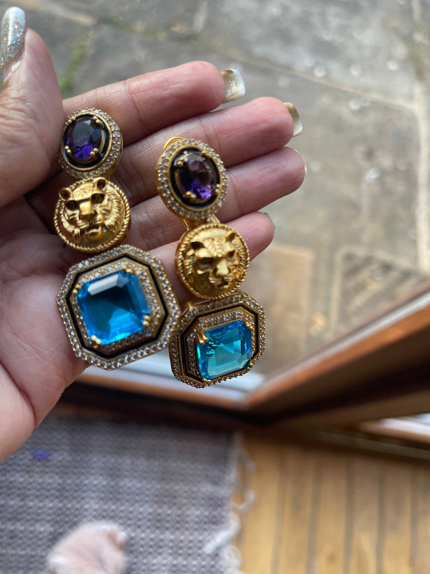 Amyblu earrings