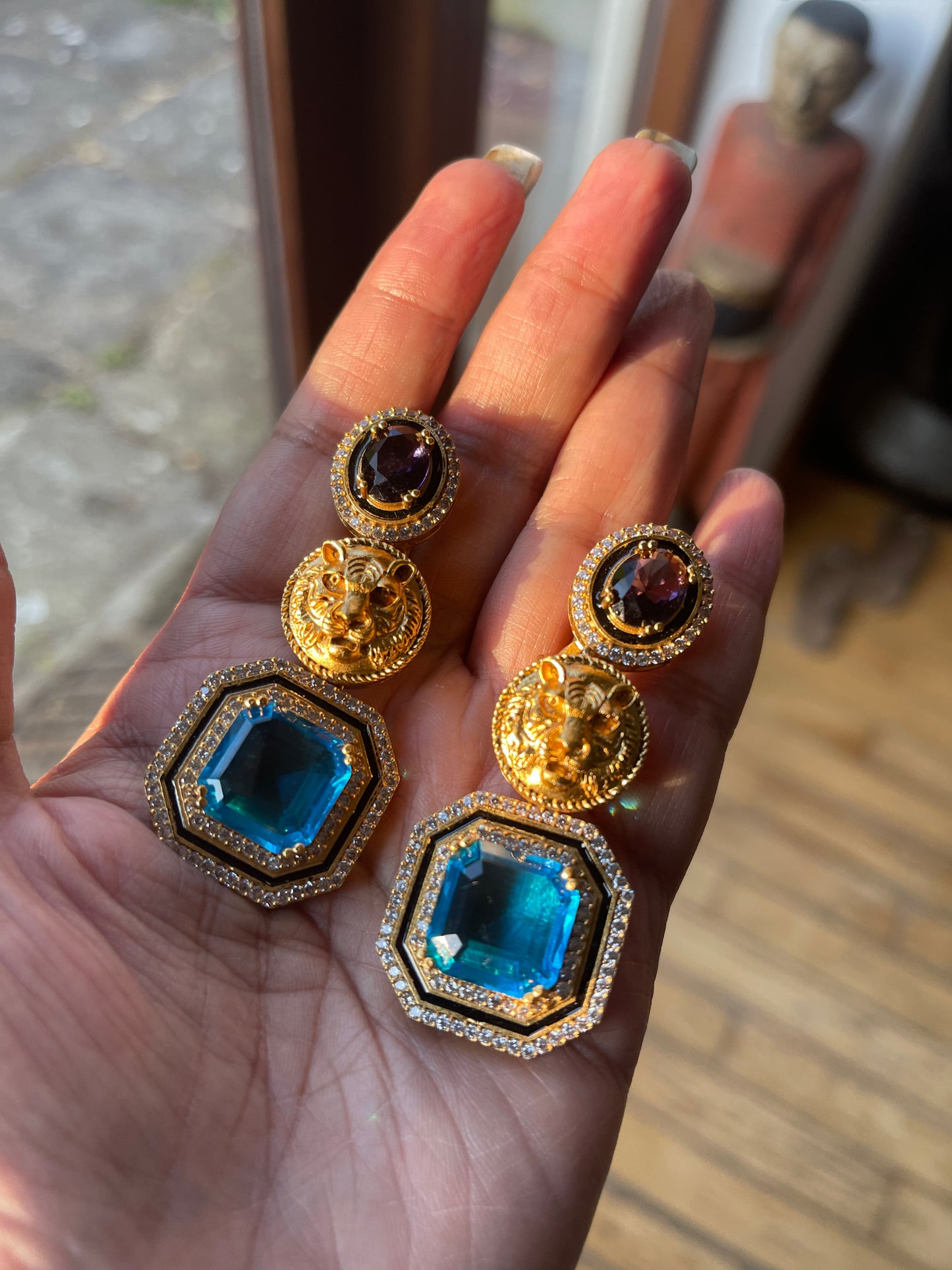 Amyblu earrings