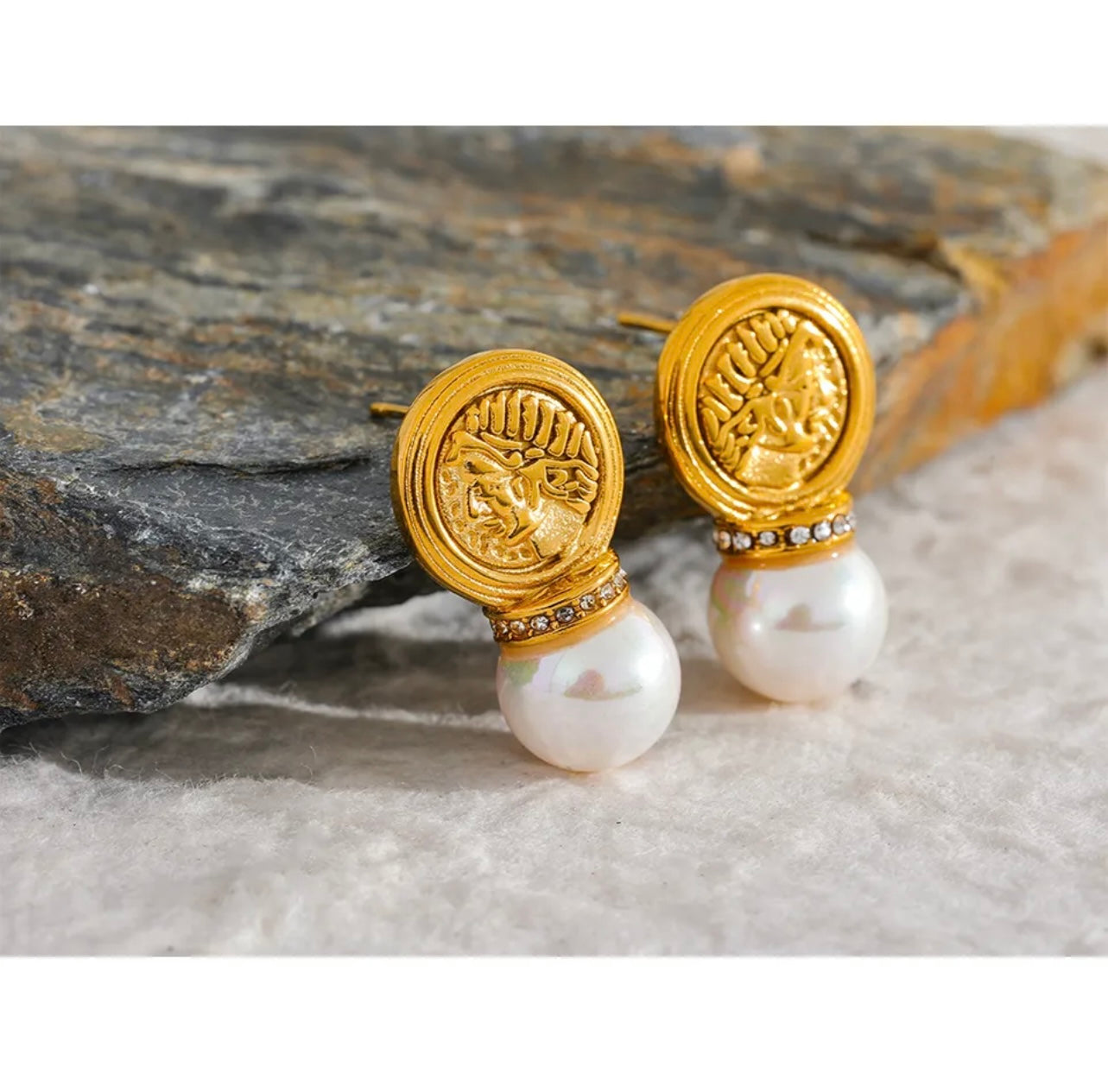 Gaya earrings