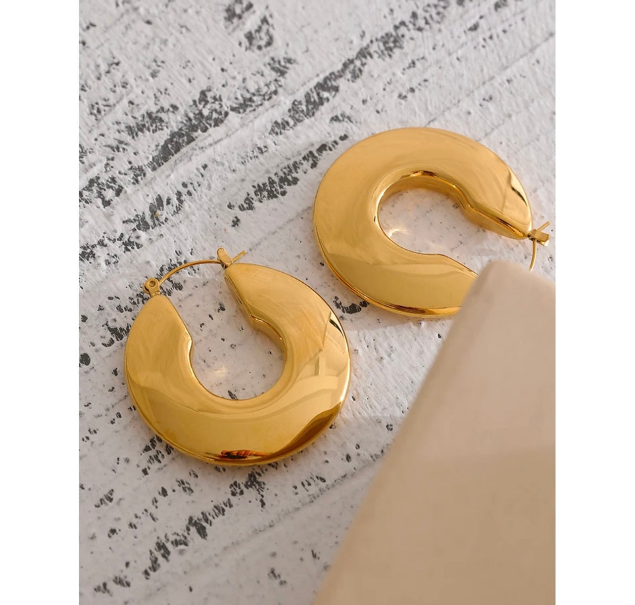 Gina hoop earrings