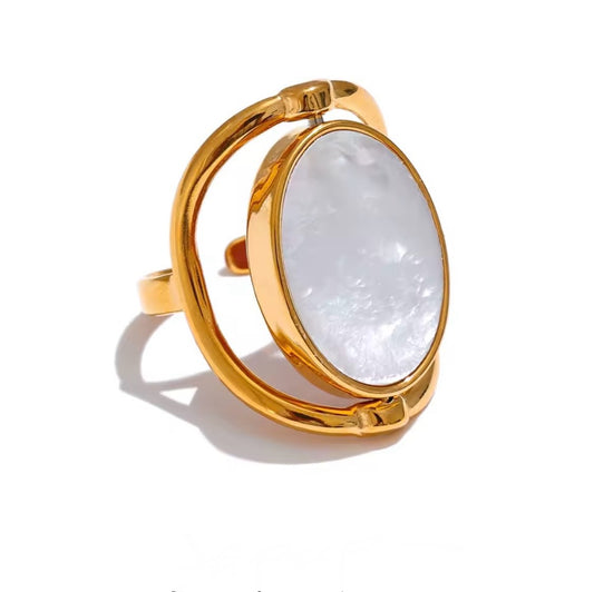 Luna Rosa ring