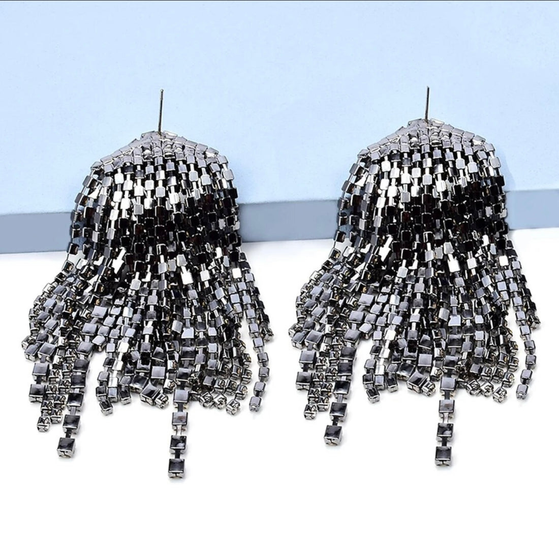 Diamond drop earrings