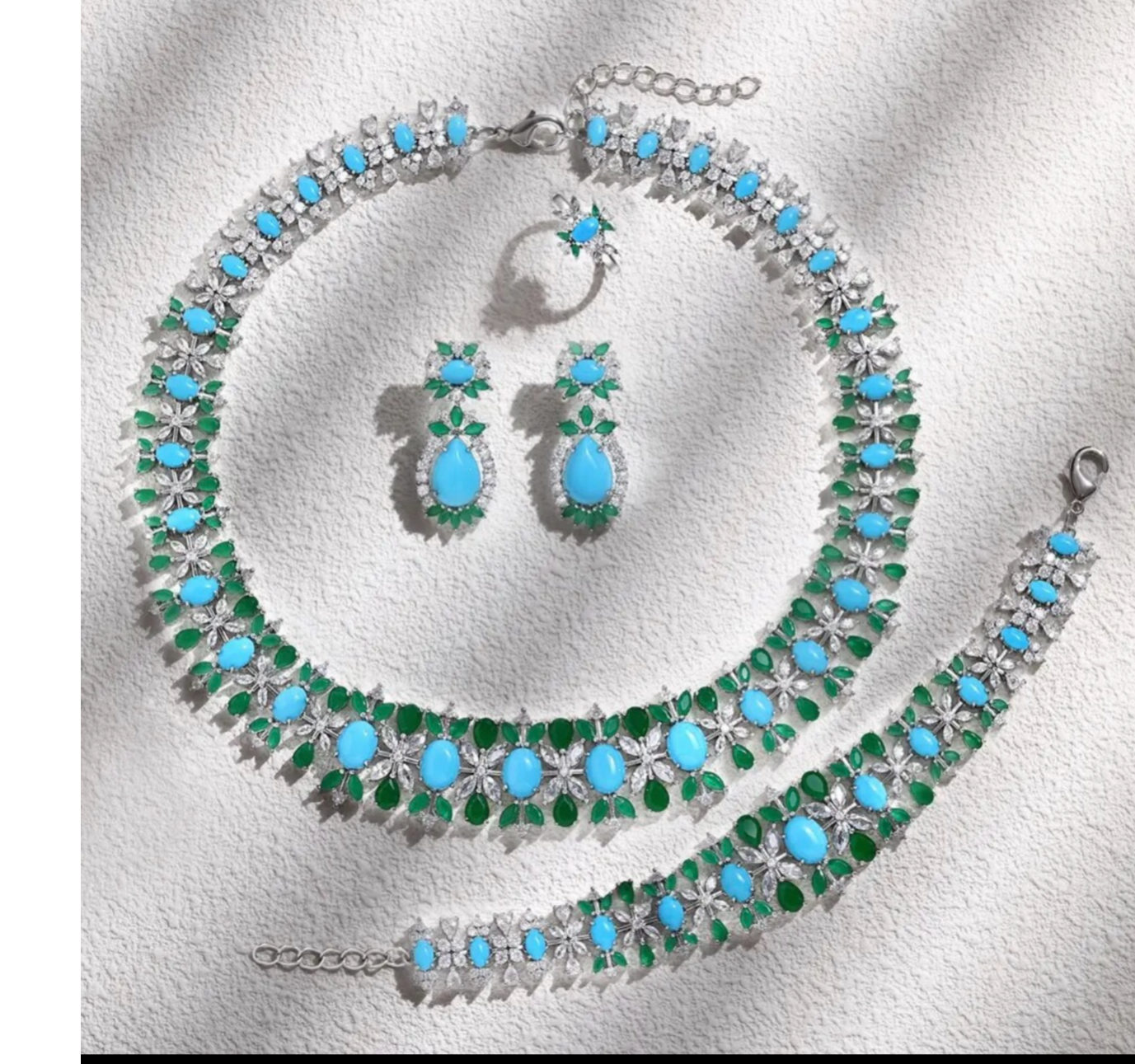Amara Necklace