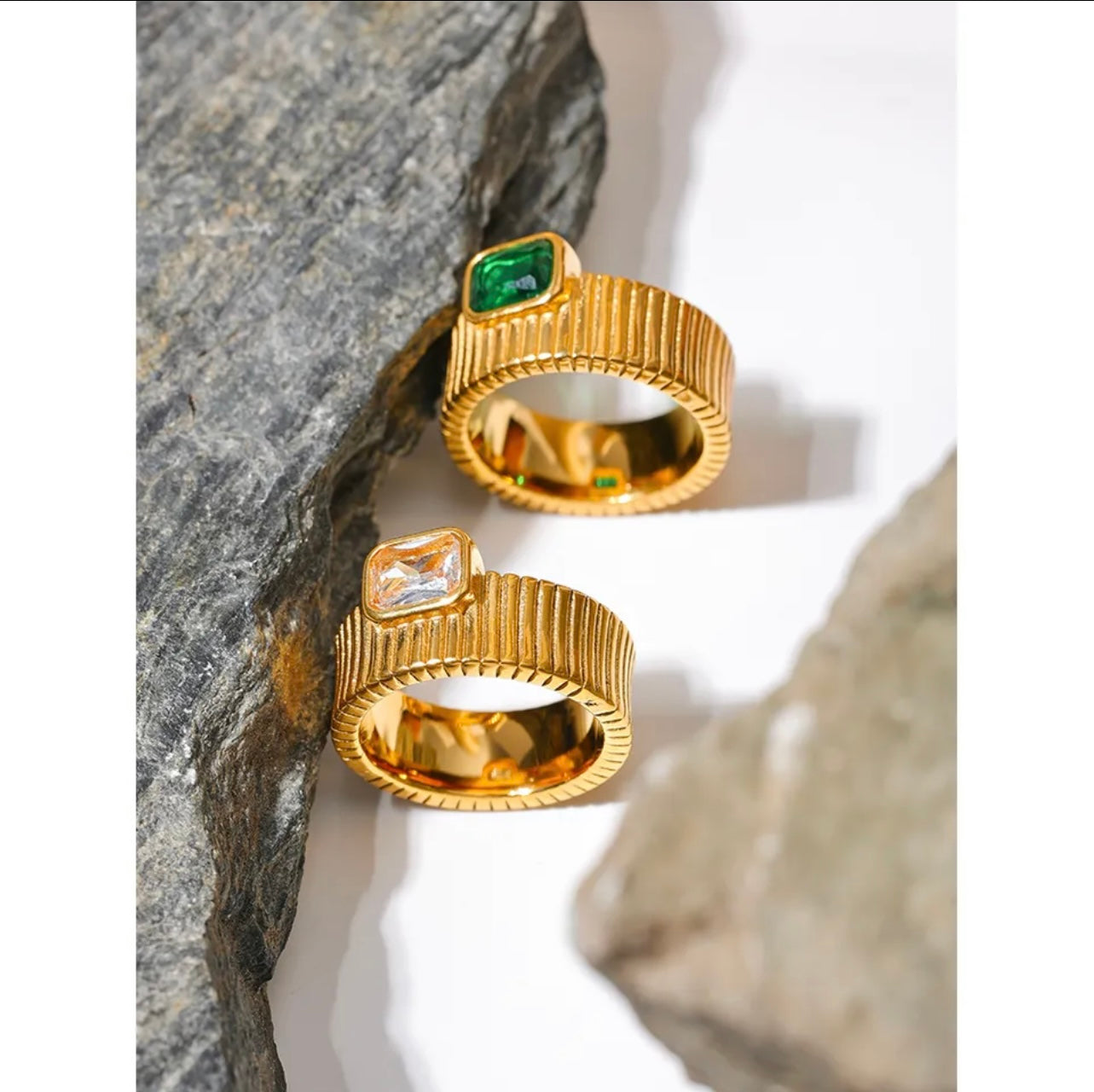 Stella Emerald & Diamond ring