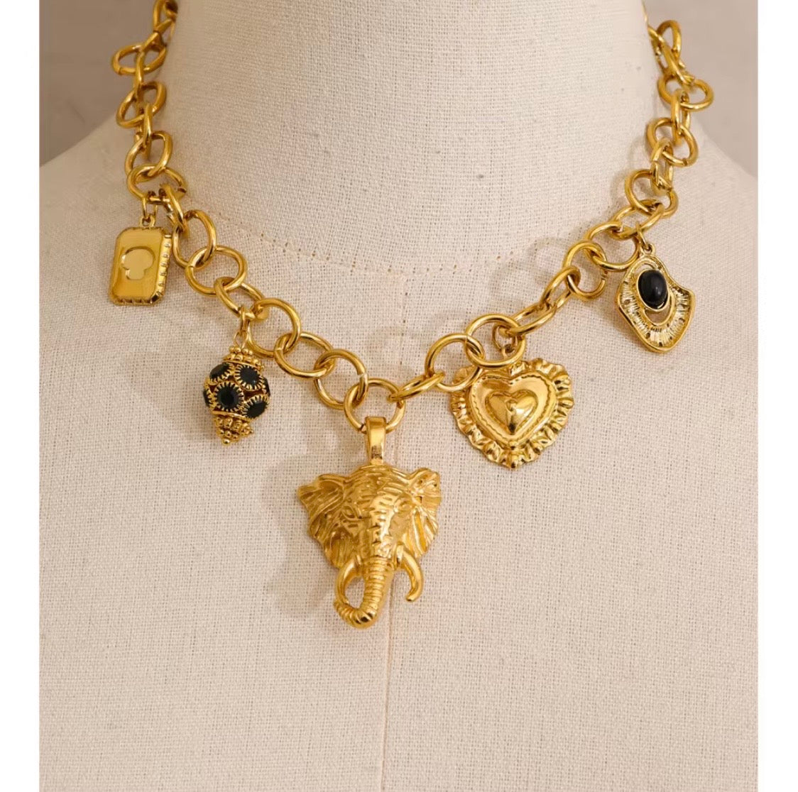 Kaamra Dynasty Necklace