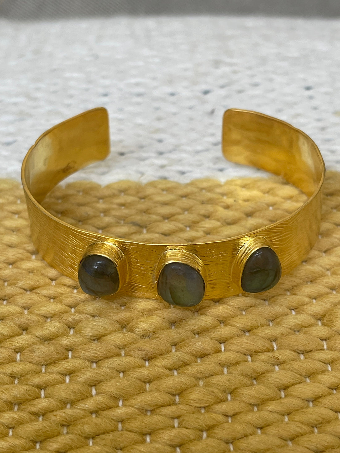 Inanna Labradorite Cuff