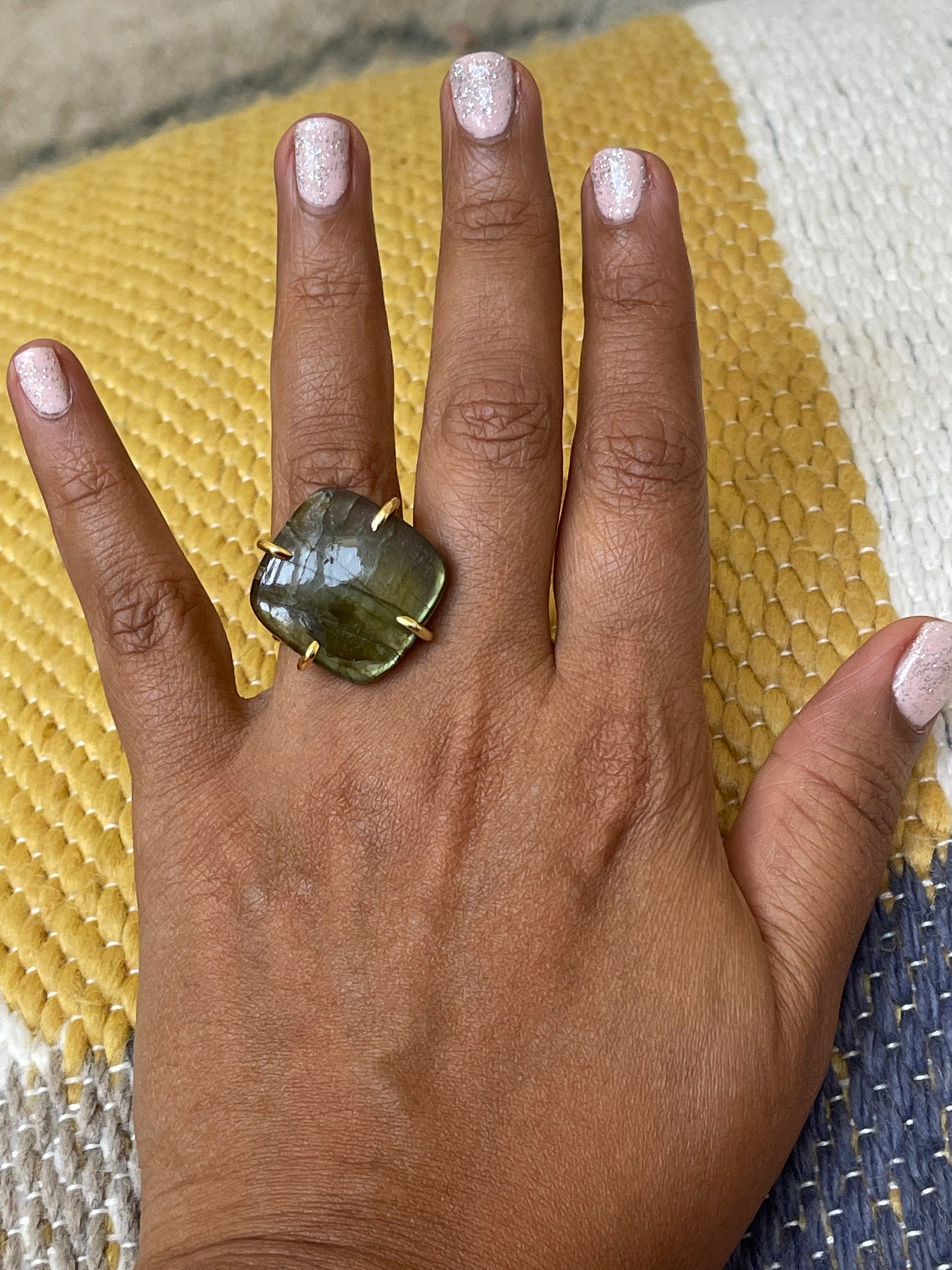 Labradorite ring