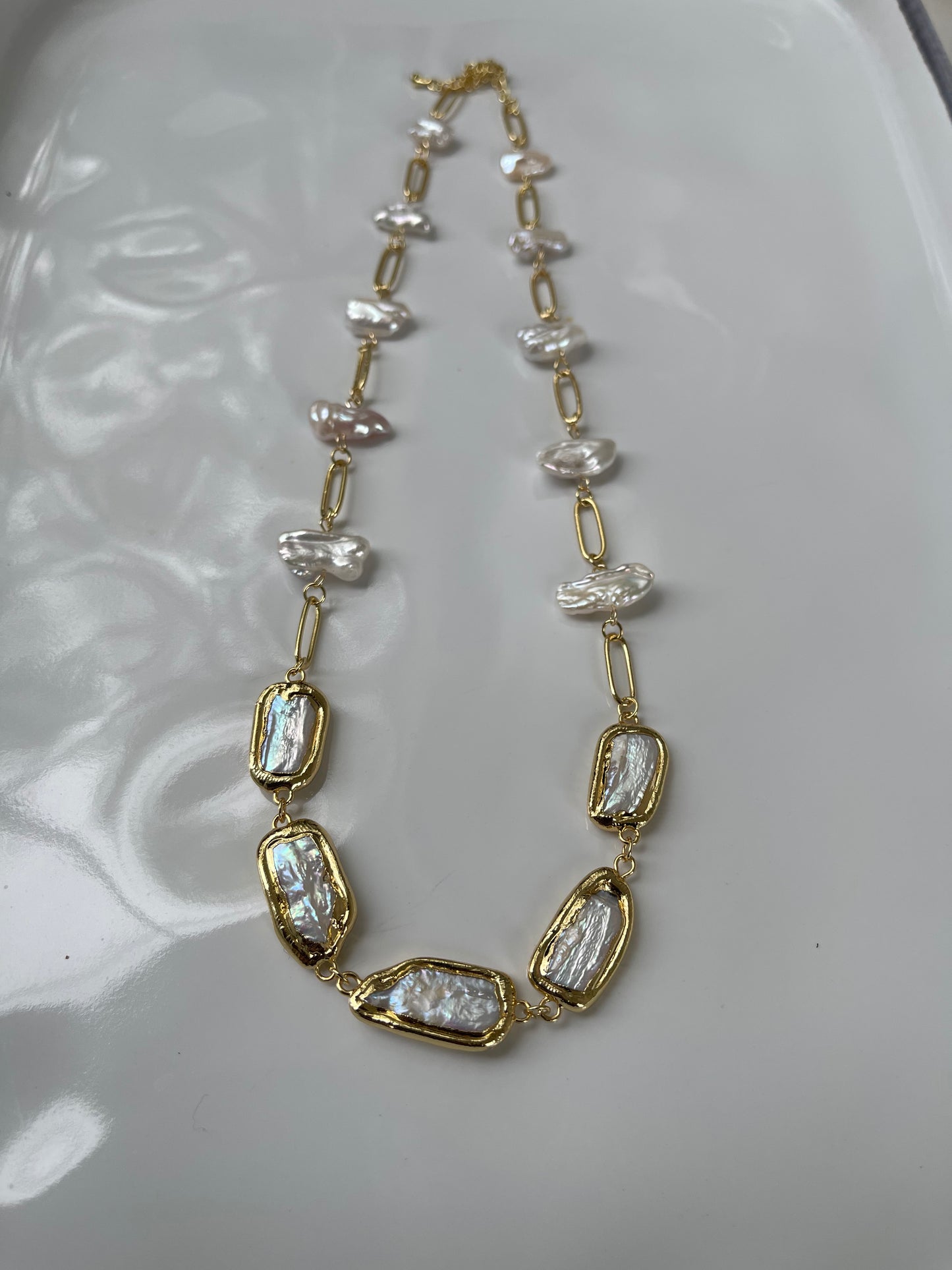 Natural flat freshwater pearl  Necklace