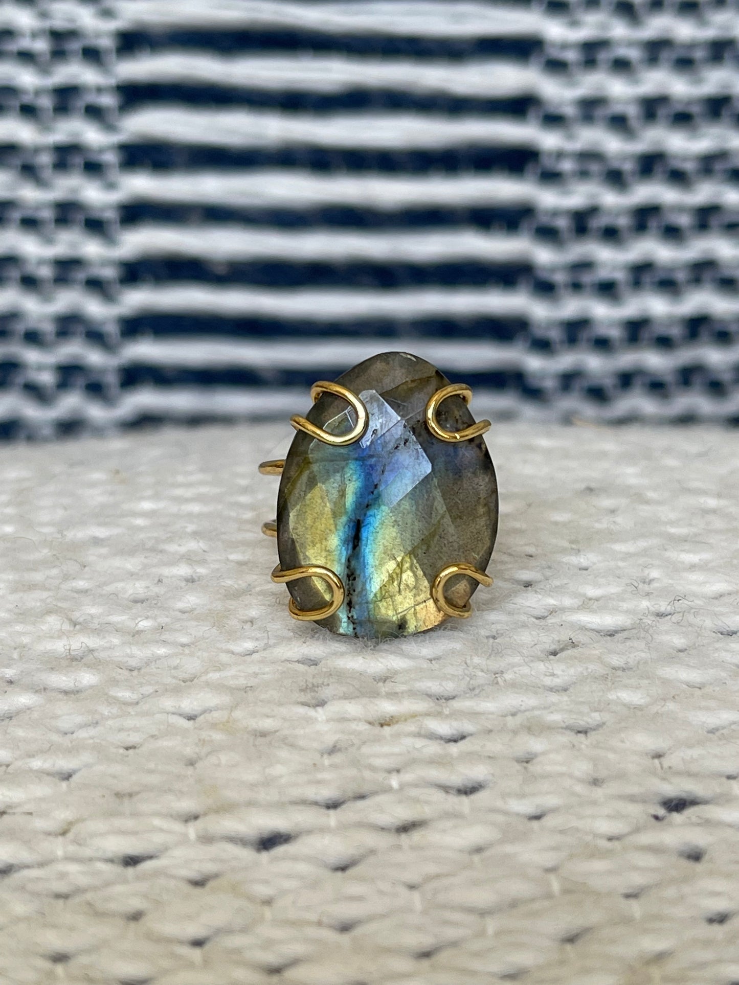 Labradorite pear ring