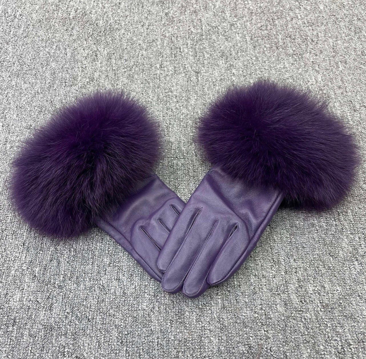 Kaamra’s Luxury leather gloves, purple