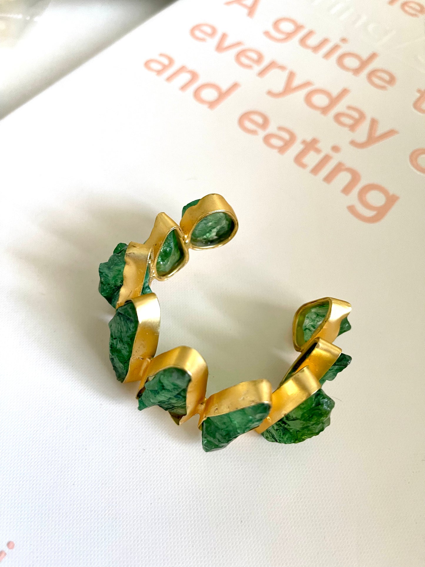 The “imperfectly perfect” vintage adjustable cuffs