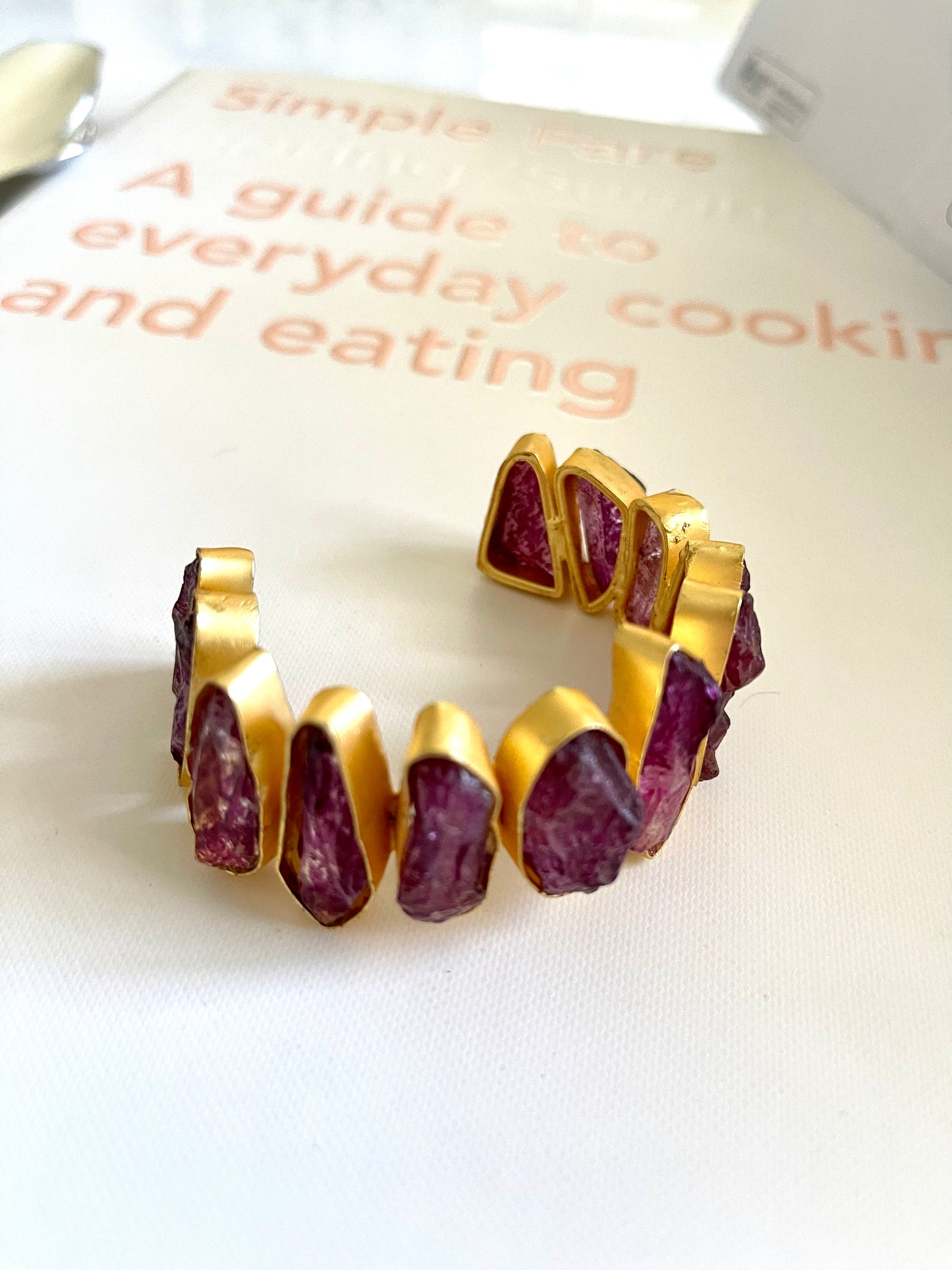 The “imperfectly perfect” vintage adjustable cuffs