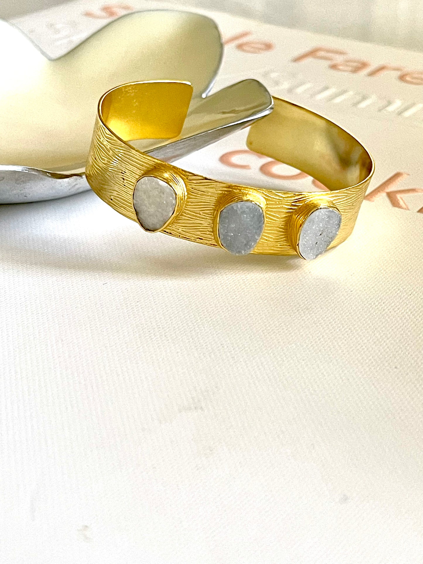 Inanna White Sugar Druzy Cuff
